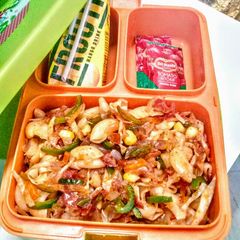 A picture of Mast vegetables macaroni.