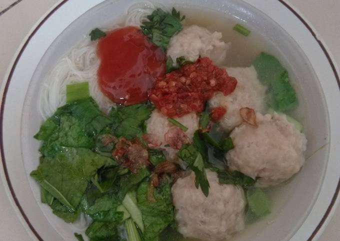 Bagaimana Menyiapkan Kuah Bakso Anti Gagal