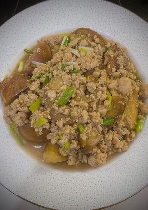 Hình của món Cà tím xào thịt.