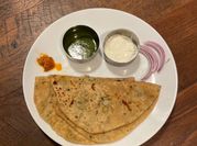 A picture of gobhi paratha