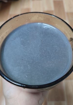 Hình của món Sữa đậu đỏ hạt sen mè đen.