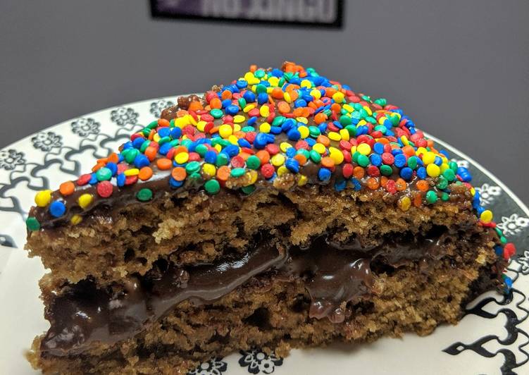 》 Bolo de aniversário vegano 🥳 - Gozhowgos