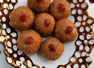 A picture of Watermelon Rind Ladoos.