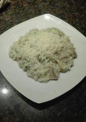 Una foto de Arroz con hongos