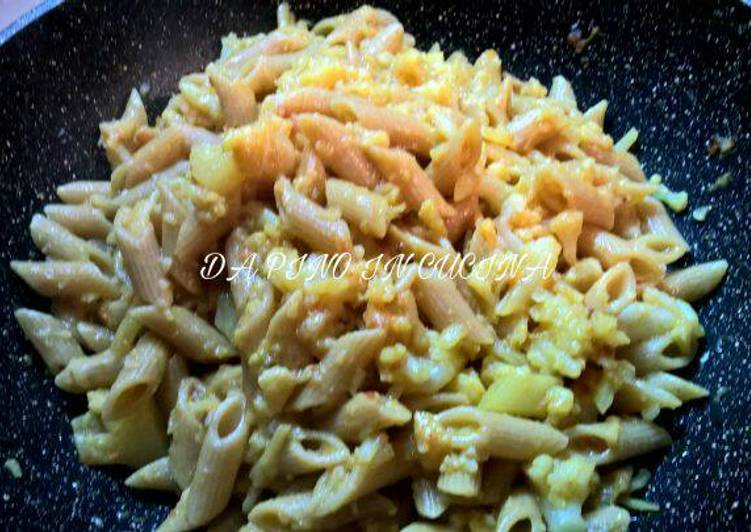 Mezze Penne Piccanti con Broccolo e Zafferano