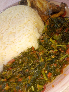 A picture of Rice with spinach.