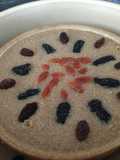 Steamed amaranth black jujubes cake蒸苋菜子
