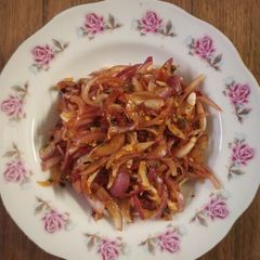 A picture of Onion chutney.
