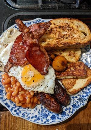 A picture of Full English Breakfast for Dinner - My "Brinner".