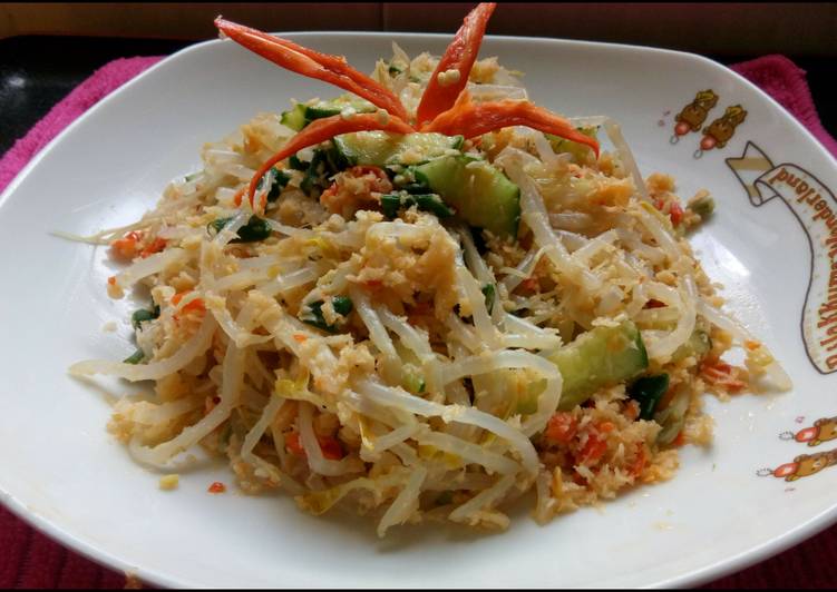 Resep Vegetables salad with coconut dressing atau lebih dikenal dengan sayur gudangan/ urap Bikin Manjain Lidah