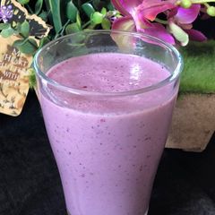 A picture of Purple morning smoothie.