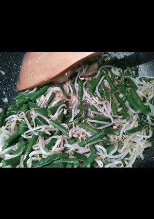 Foto resep Tumis kacang panjang taoge krius2 vegetarian