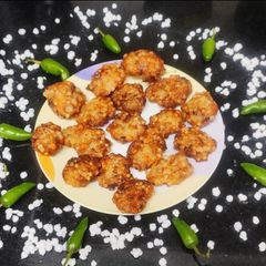 A picture of Sabudana pakoda.