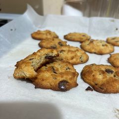 A picture of Chewy chocolate chip cookies.