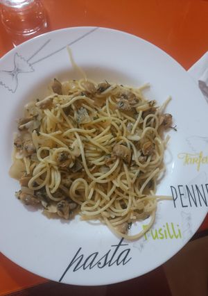 Una foto de Spaghetti alle vongole (receta italiana)