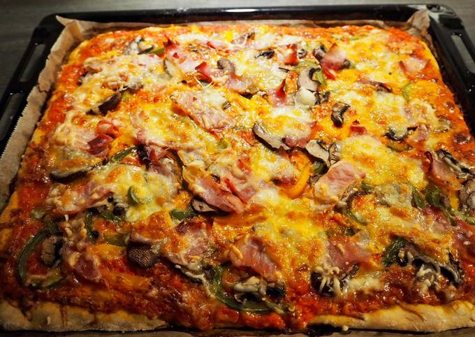 Selfmade-Dinkel-Pizza