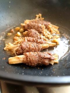 金針菇肉捲（照燒口味） 的食譜成品照片
