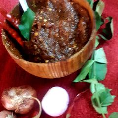 MULAKU CHAMMANTHI(spicy red chilli chutney) A picture of MULAKU CHAMMANTHI(spicy red chilli chutney).