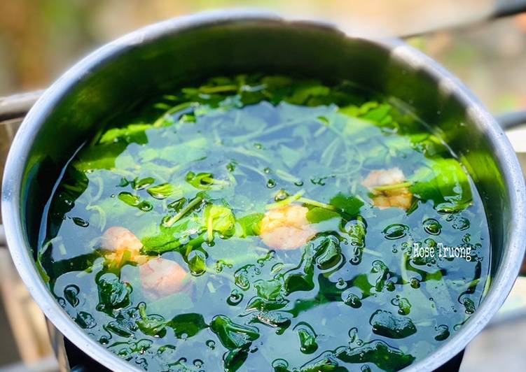 Easiest Way to Make Any-night-of-the-week Canh Rau Nấu Tôm Cho Bé