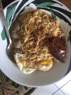 Foto resep Mie goreng kuah rendang