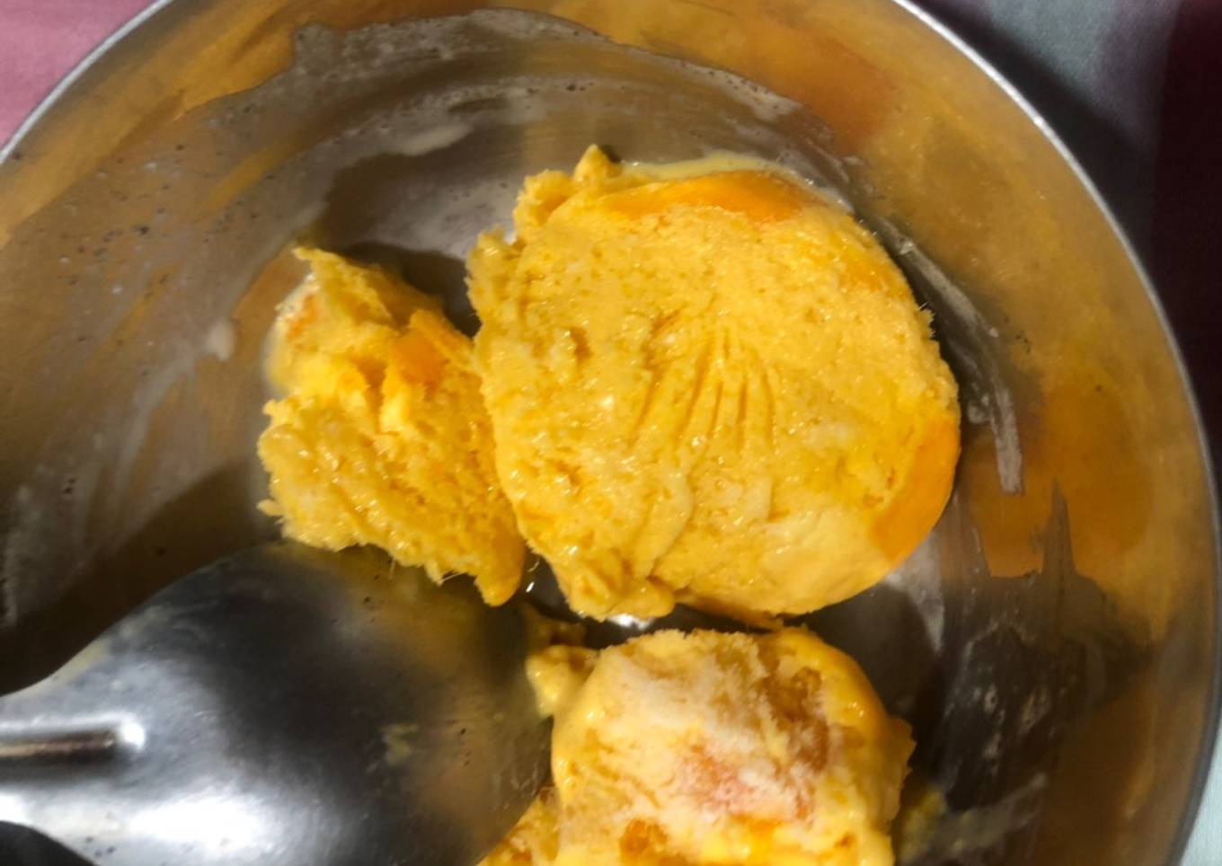Mango Ice Cream