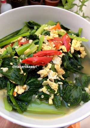 Foto resep Tumis Sawi Hijau Telur