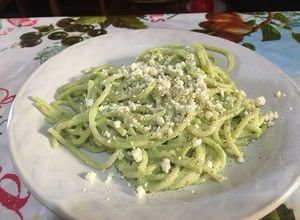 Una foto de Espagueti verde