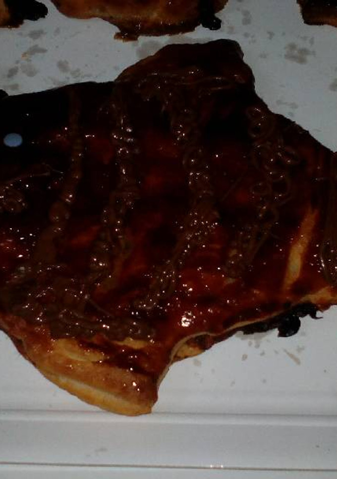 Una foto de Pez de hojaldre con nocilla