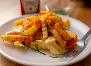 Hasábburgonya pizza recept fotója