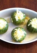 Una foto de Calabacitas con Queso Gratinado ©