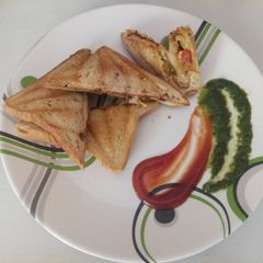 A picture of Vegetable sandwich.