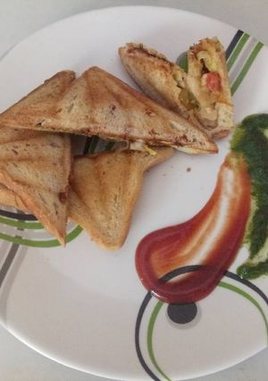 A picture of Vegetable sandwich.