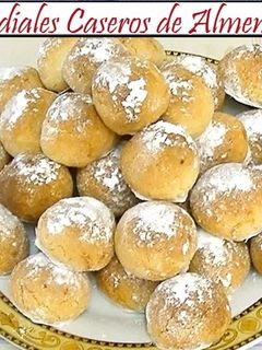 Una foto de Cordiales caseros de almendra