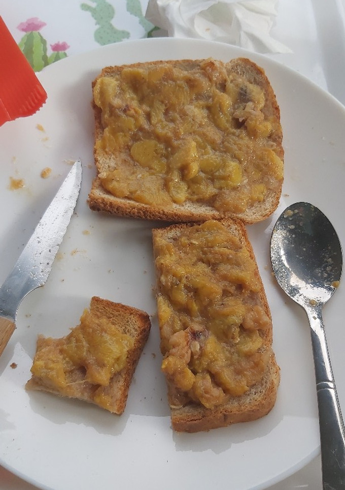 Una foto de Tostadas con plátanos, miel y canela (estuche de vapor Lékué)