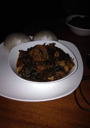 A picture of Achi soup and fufu.