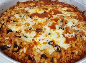 صورة لوصفة معكرونة الدجاج بنكهة البتزا🍕🍝🍕🍝