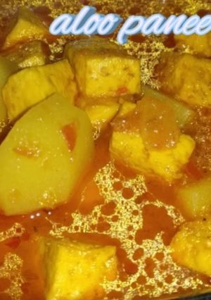 A picture of Aaloo paneer ki sabzi.