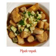 รูปของ Mpek-Mpek Kapal Selam Palembang