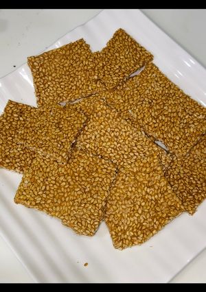 A picture of Til Chikki.