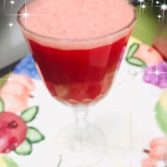 A picture of ABC JuiceApple, Beetroot,Carrot Juice.