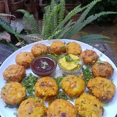 A picture of Poha tikki.