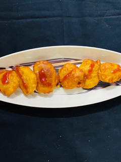 आलू के पकौड़े (aloo ke pakode recipe in Hindi) रेसिपी मुख्य फोटो