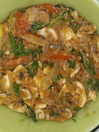 Langkah Gampang Membikin Resep Cumi sambal kemangi ala Mom Lionk yang  Bikin Ketagihan Anti Ribet, Sempurna