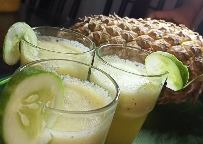 Step-by-Step Guide to Make Quick Pineapple and cucumber juice