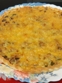 Una foto de Quiche de champiñones y trigueros, sin nata
