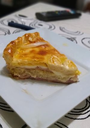 Una foto de Tarta de jamón y queso
