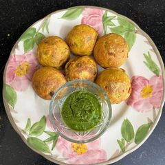 Lehsooni Kofta { Jodhpur Special } A picture of Lehsooni Kofta { Jodhpur Special }.