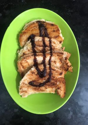 A picture of Instant chocolate bread.
