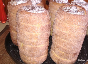 Kürtőskalács sörösdobozon sütve, sütőben recept fotója