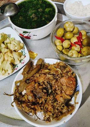 Hình của món Cá kho chuối xanh.